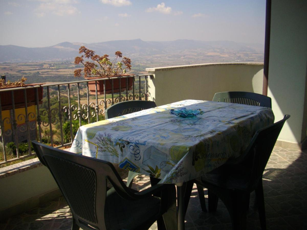 Appartamento Sofia - Nord Sardegna - Badesi Exterior photo