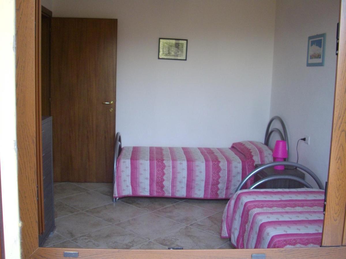 Appartamento Sofia - Nord Sardegna - Badesi Exterior photo