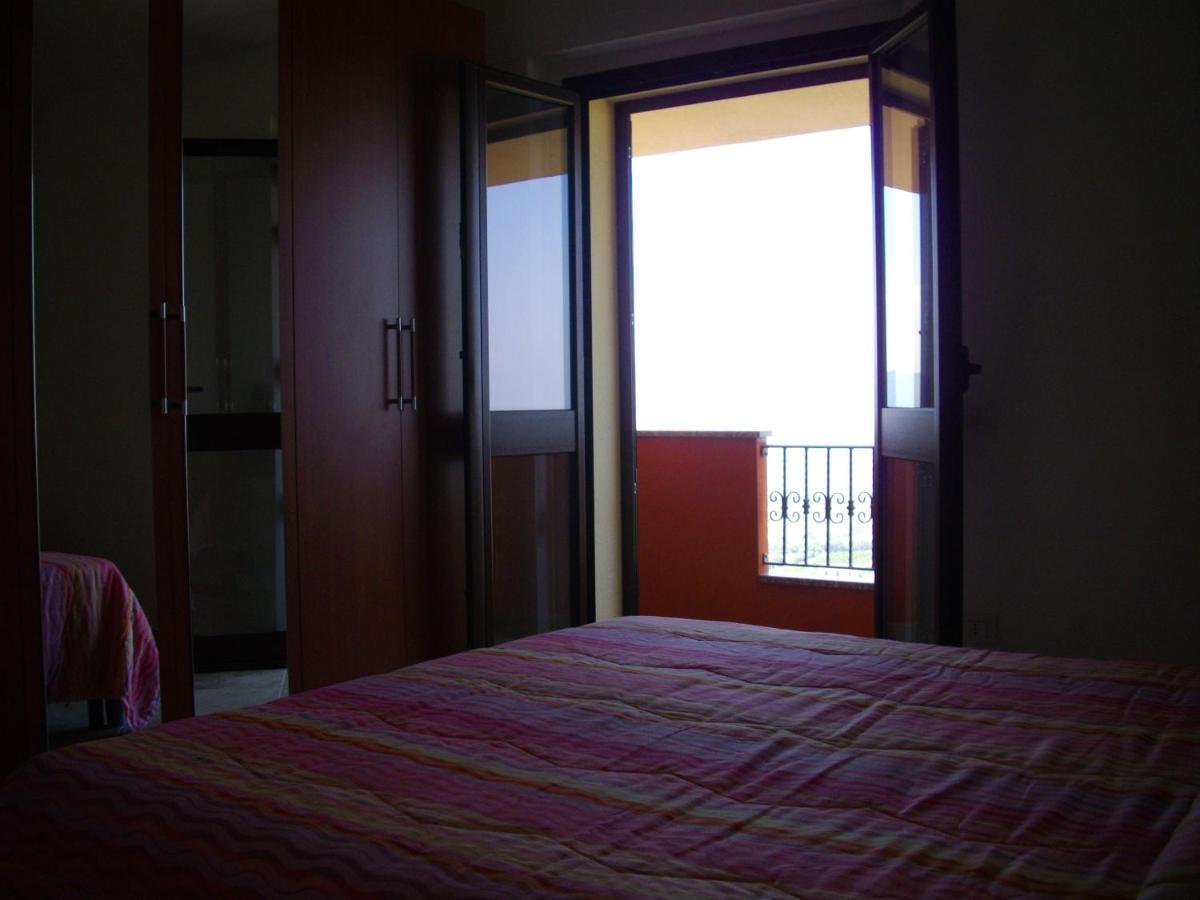 Appartamento Sofia - Nord Sardegna - Badesi Exterior photo