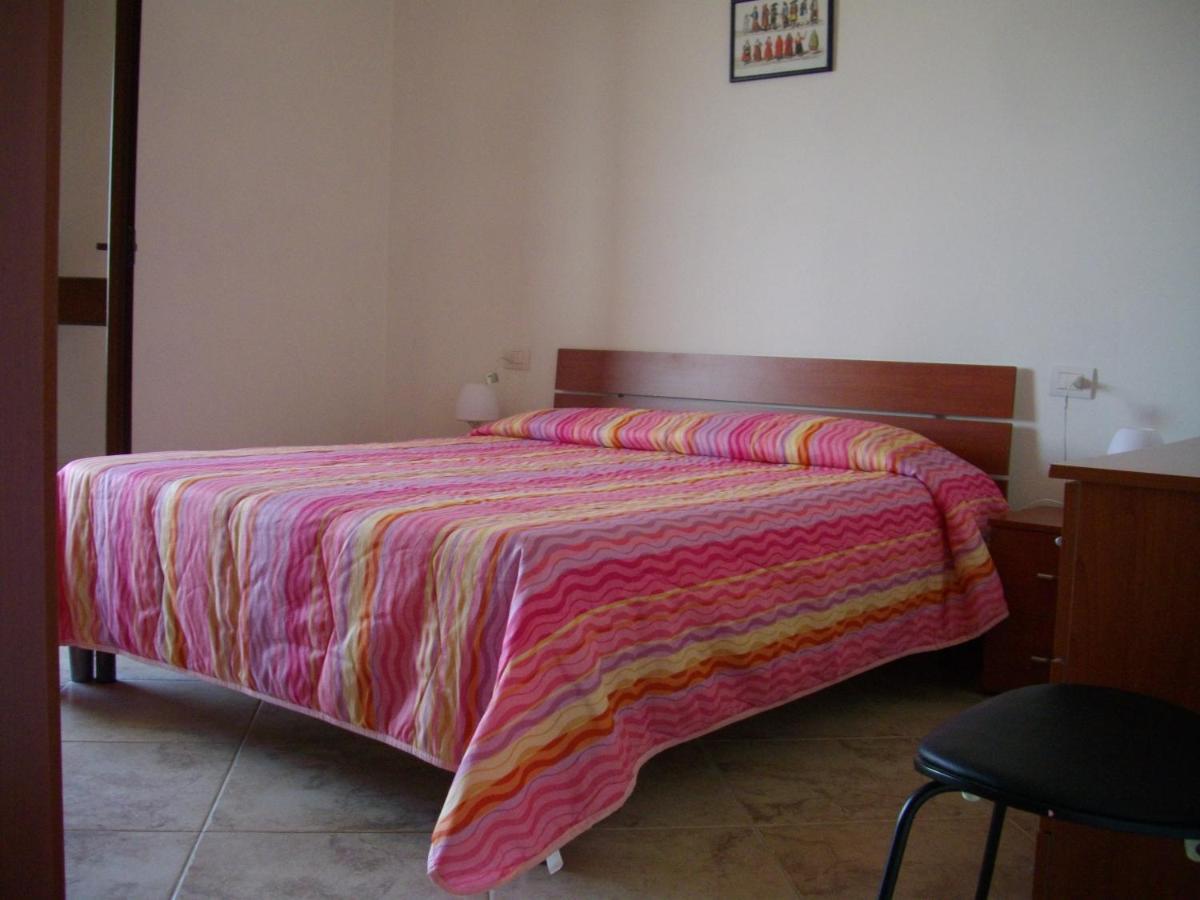Appartamento Sofia - Nord Sardegna - Badesi Exterior photo
