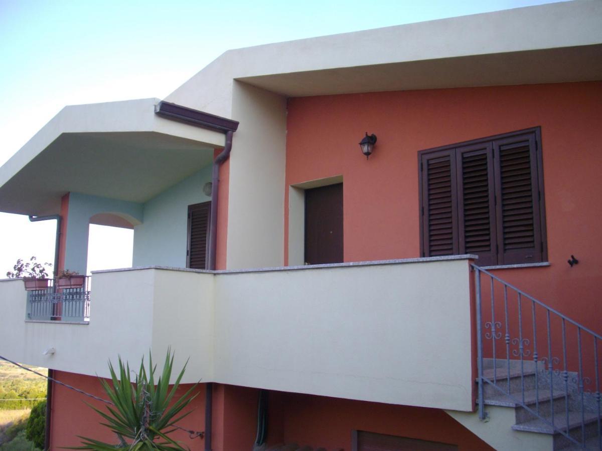 Appartamento Sofia - Nord Sardegna - Badesi Exterior photo